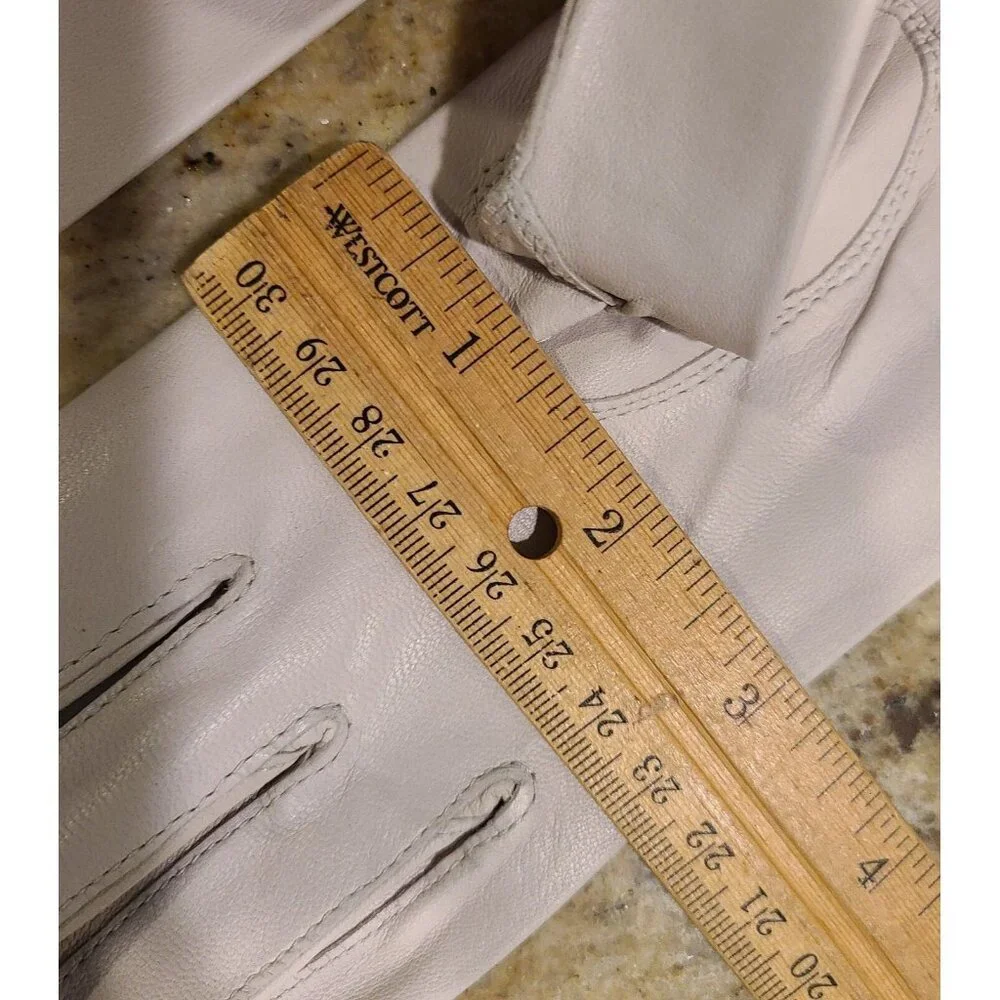 New! Vintage Size M 7 Gray Soft Leather 9.5